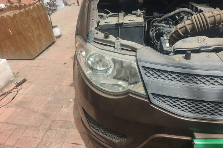 Used Wuling Hongguang 2015 1.5L S Basic Version China V Standard Right Front Headlight