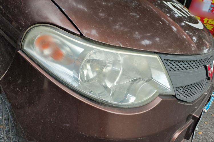 Used Wuling Hongguang 2015 1.5L S Basic Version China V Standard Right Front Headlight