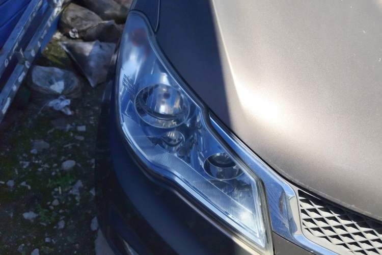 Used Wuling Hongguang 2015 1.5L S1 Comfort China V Standard Right Front Headlight