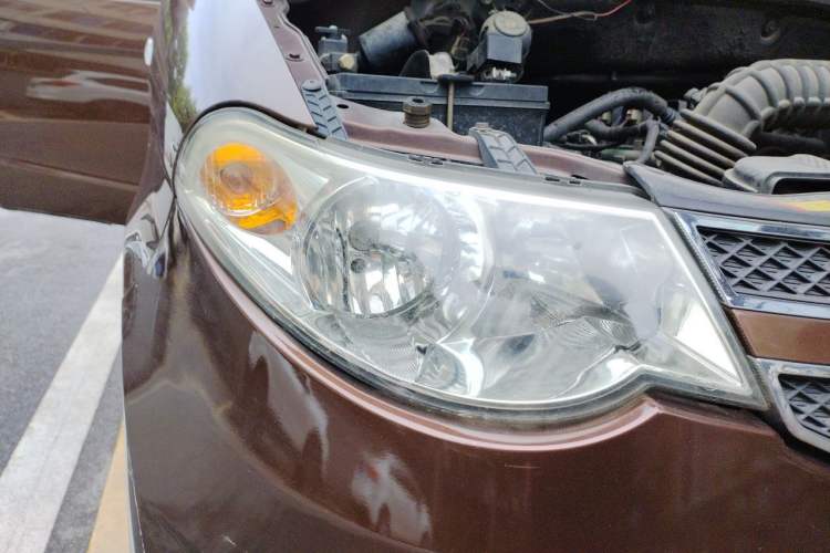 Used Wuling Hongguang 2015 1.5L S Basic Version China V Standard Right Front Headlight