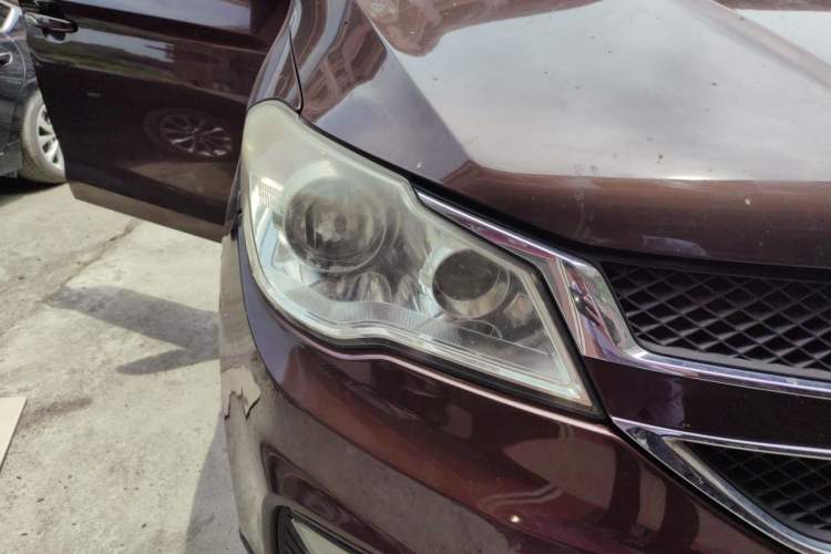 Used Wuling Hongguang 2015 1.5L S1 Comfort China V Standard Right Front Headlight