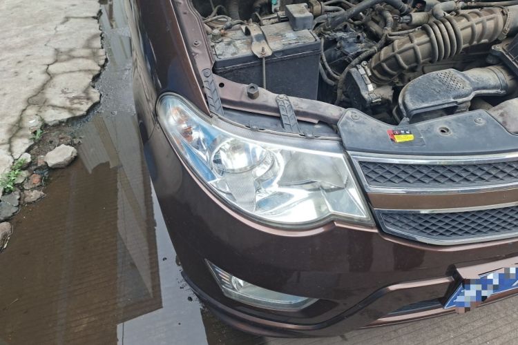 Used Wuling Hongguang 2015 1.5L S Base Model China IV Right Front Headlight