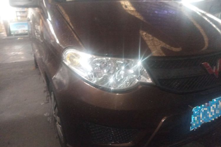 Used Wuling Hongguang 2015 1.5L S Basic Version China V Standard Right Front Headlight
