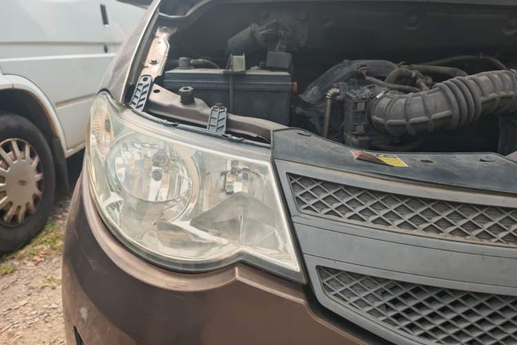 Used Wuling Hongguang 2015 1.2L S Base Model China V Standard Right Front Headlight