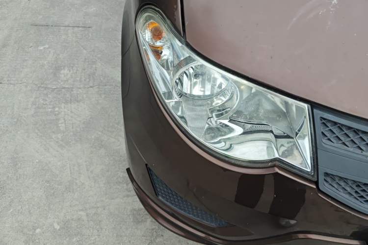 Used Wuling Hongguang 2015 1.2L S Base Model China V Standard Right Front Headlight