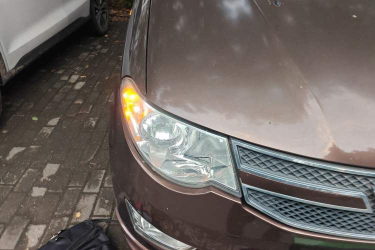 Used Wuling Hongguang 2015 1.5L S Basic Version China V Standard Right Front Headlight