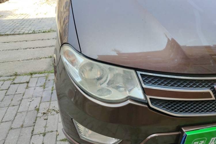 Used Wuling Hongguang 2015 1.5L S Basic Version China V Standard Right Front Headlight