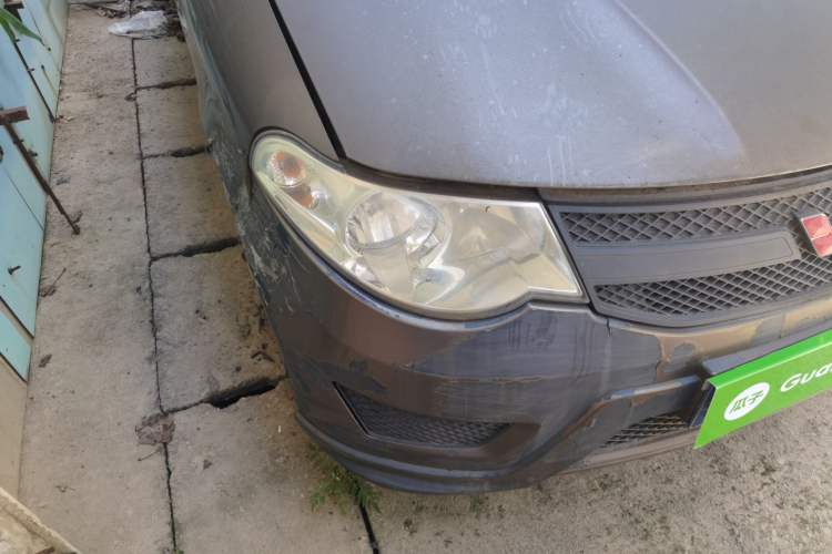 Used Wuling Hongguang 2015 1.2L S Base Model China V Standard Right Front Headlight