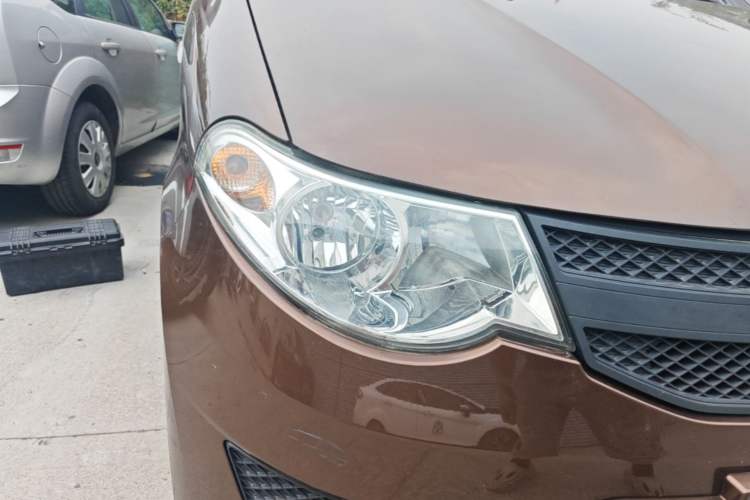 Used Wuling Hongguang 2015 1.2L S Base Model China IV Right Front Headlight