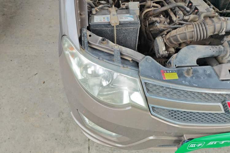 Used Wuling Hongguang 2015 1.5L S Basic Version China V Standard Right Front Headlight