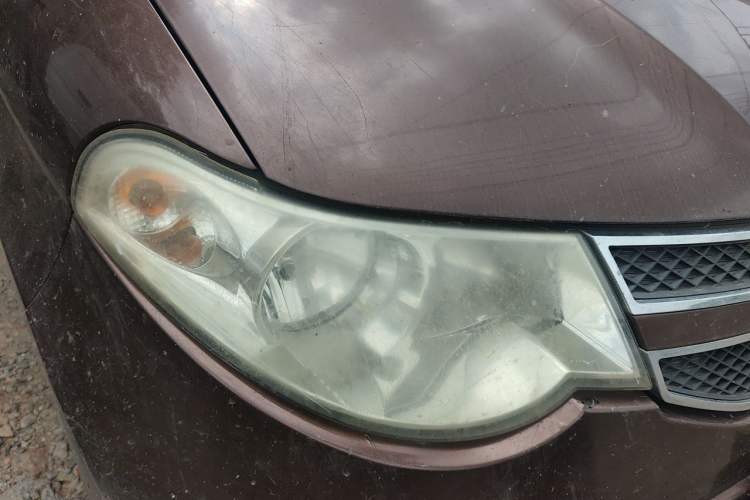 Used Wuling Hongguang 2015 1.5L S Basic Version China V Standard Right Front Headlight