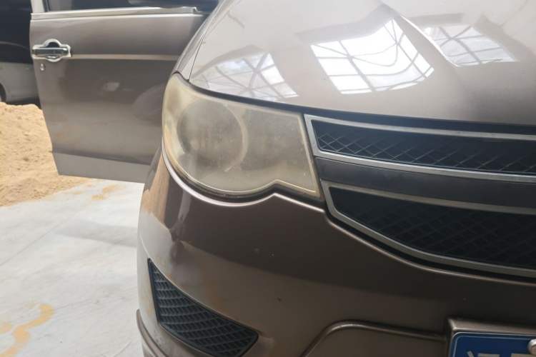 Used Wuling Hongguang 2015 1.5L S Basic Version China V Standard Right Front Headlight