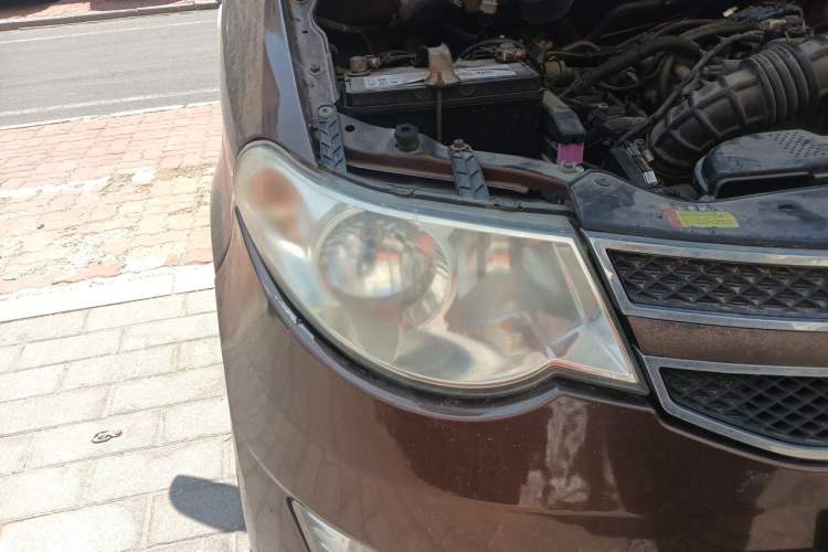 Used Wuling Hongguang 2015 1.5L S Base Model China IV Right Front Headlight