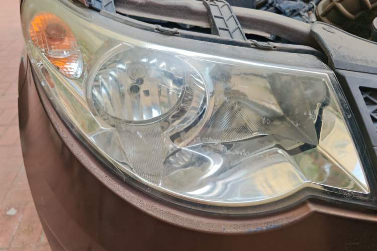 Used Wuling Hongguang 2015 1.5L S Basic Version China V Standard Right Front Headlight