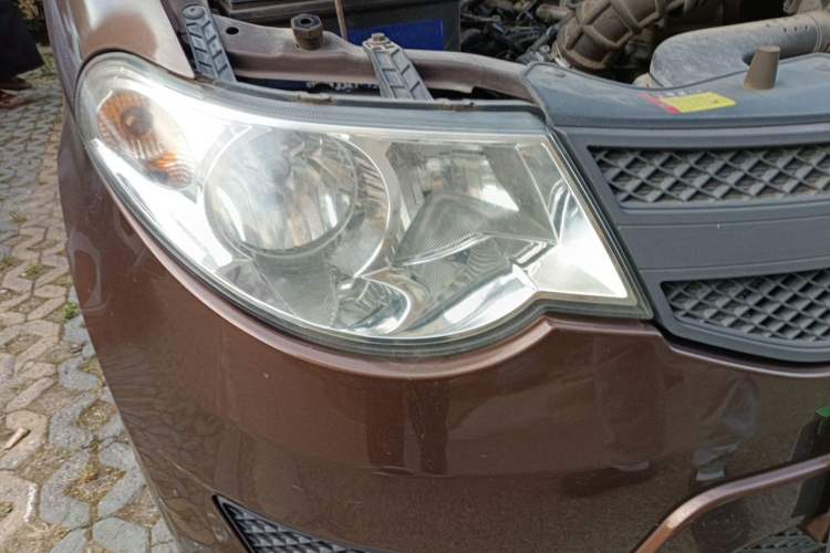 Used Wuling Hongguang 2015 1.5L S Basic Version China V Standard Right Front Headlight