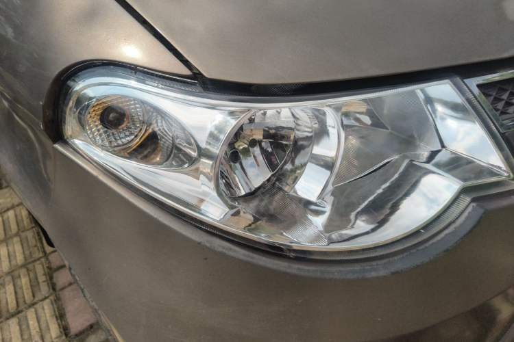 Used Wuling Hongguang 2015 1.2L S Base Model China IV Right Front Headlight