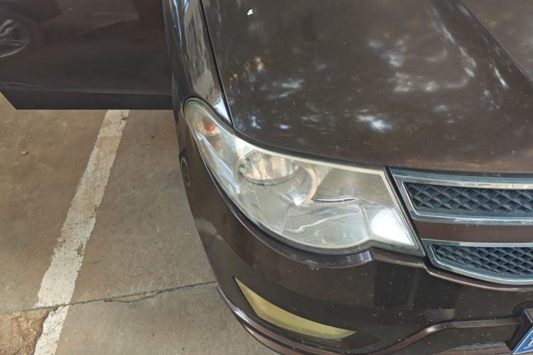 Used Wuling Hongguang 2015 1.2L S Base Model China V Standard Right Front Headlight