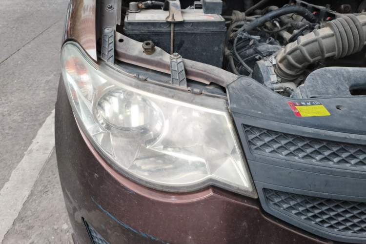 Used Wuling Hongguang 2015 1.5L S Basic Version China V Standard Right Front Headlight