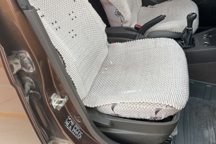 Used Wuling Hongguang 2015 1.2L S Base Model China V Standard Right Front Seat
