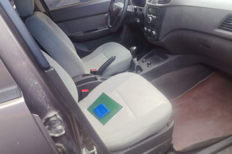 Used Wuling Hongguang 2015 1.2L S Base Model China V Standard Right Front Seat