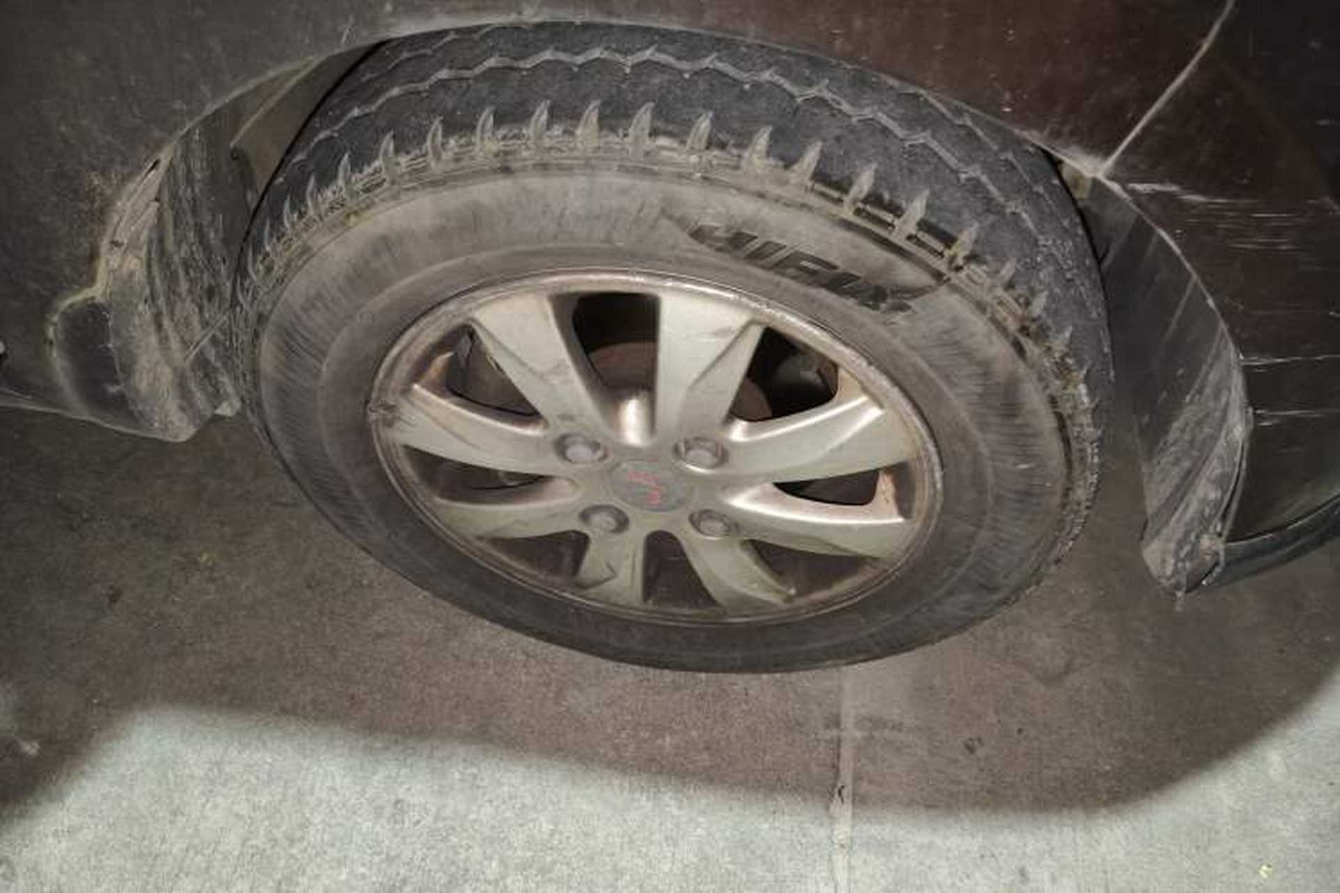 Used Wuling Hongguang 2015 1.5L S Basic Version China V Standard Right Front Wheel Hub