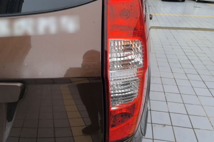 Used Wuling Hongguang 2015 1.5L S Base Model China IV Right Rear Taillight