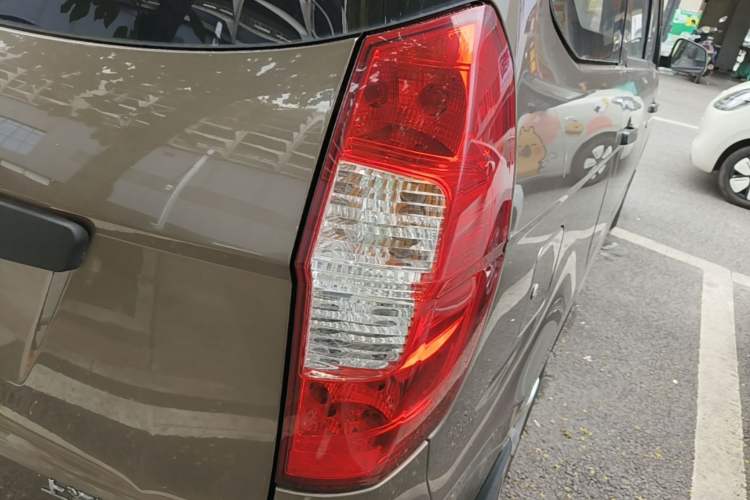 Used Wuling Hongguang 2015 1.2L S Base Model China V Standard Right Rear Taillight
