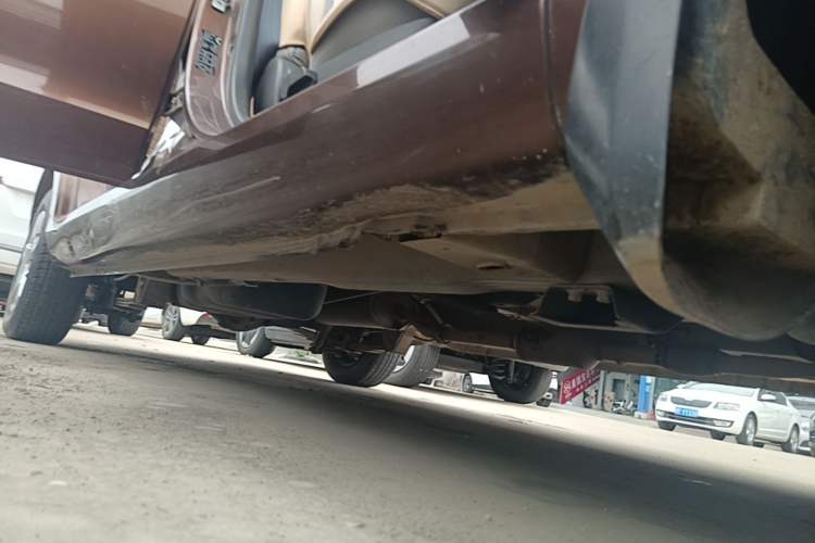 Used Wuling Hongguang 2015 1.2L S Base Model China IV Right Side Sill