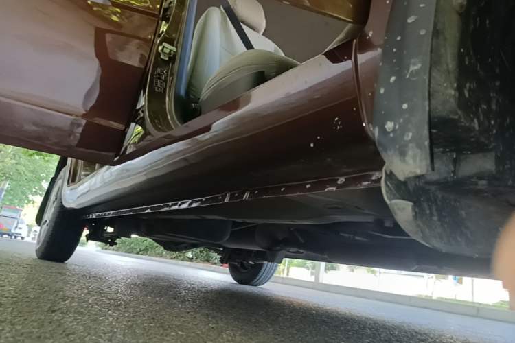 Used Wuling Hongguang 2015 1.5L S Base Model China IV Right Side Sill