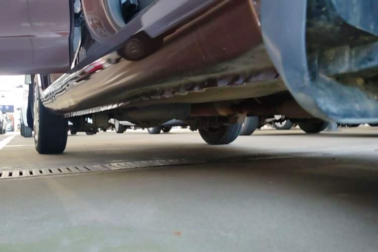Used Wuling Hongguang 2015 1.5L S Basic Version China V Standard Right Side Sill