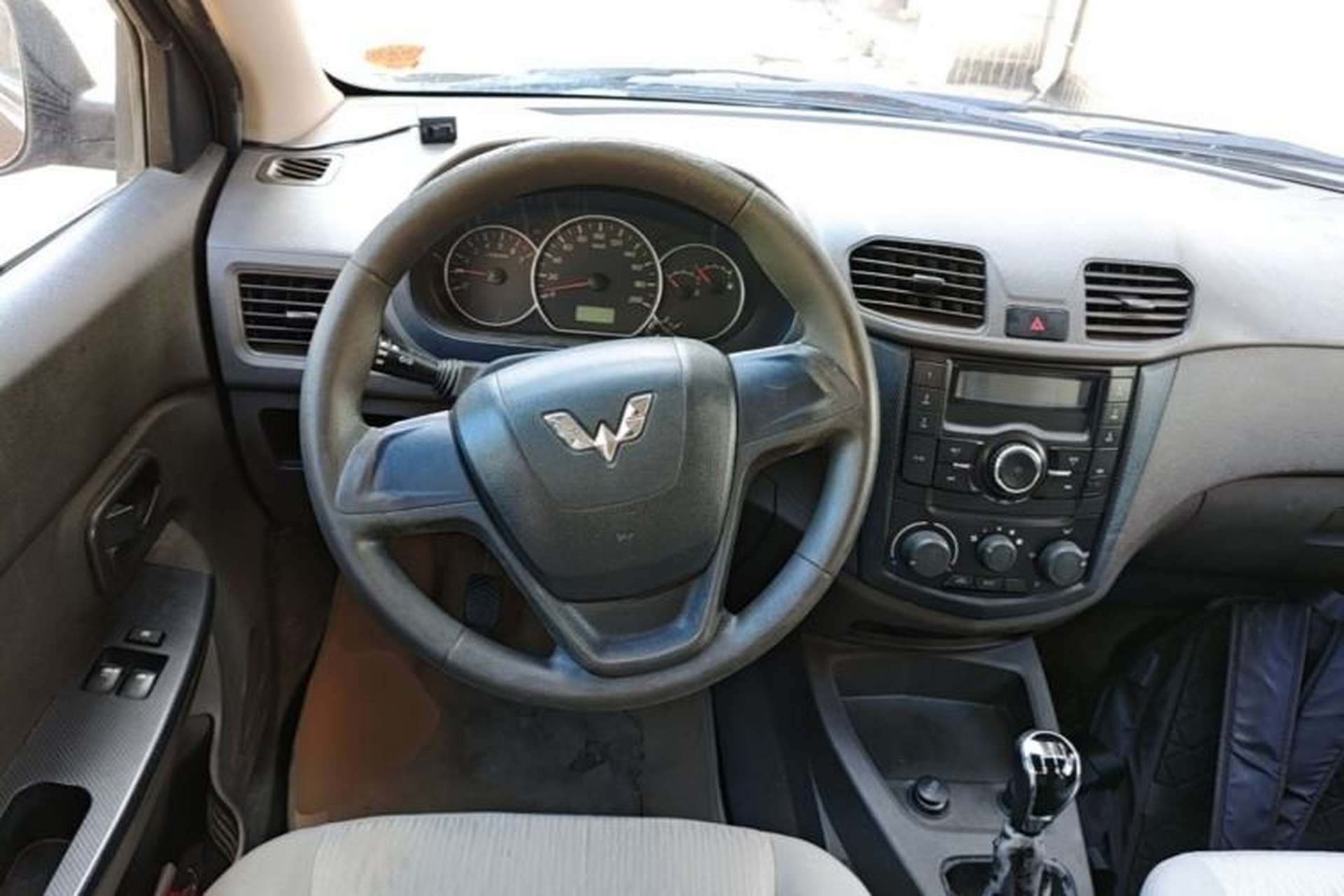 Used Wuling Hongguang 2015 1.5L S Basic Version China V Standard Steering Wheel