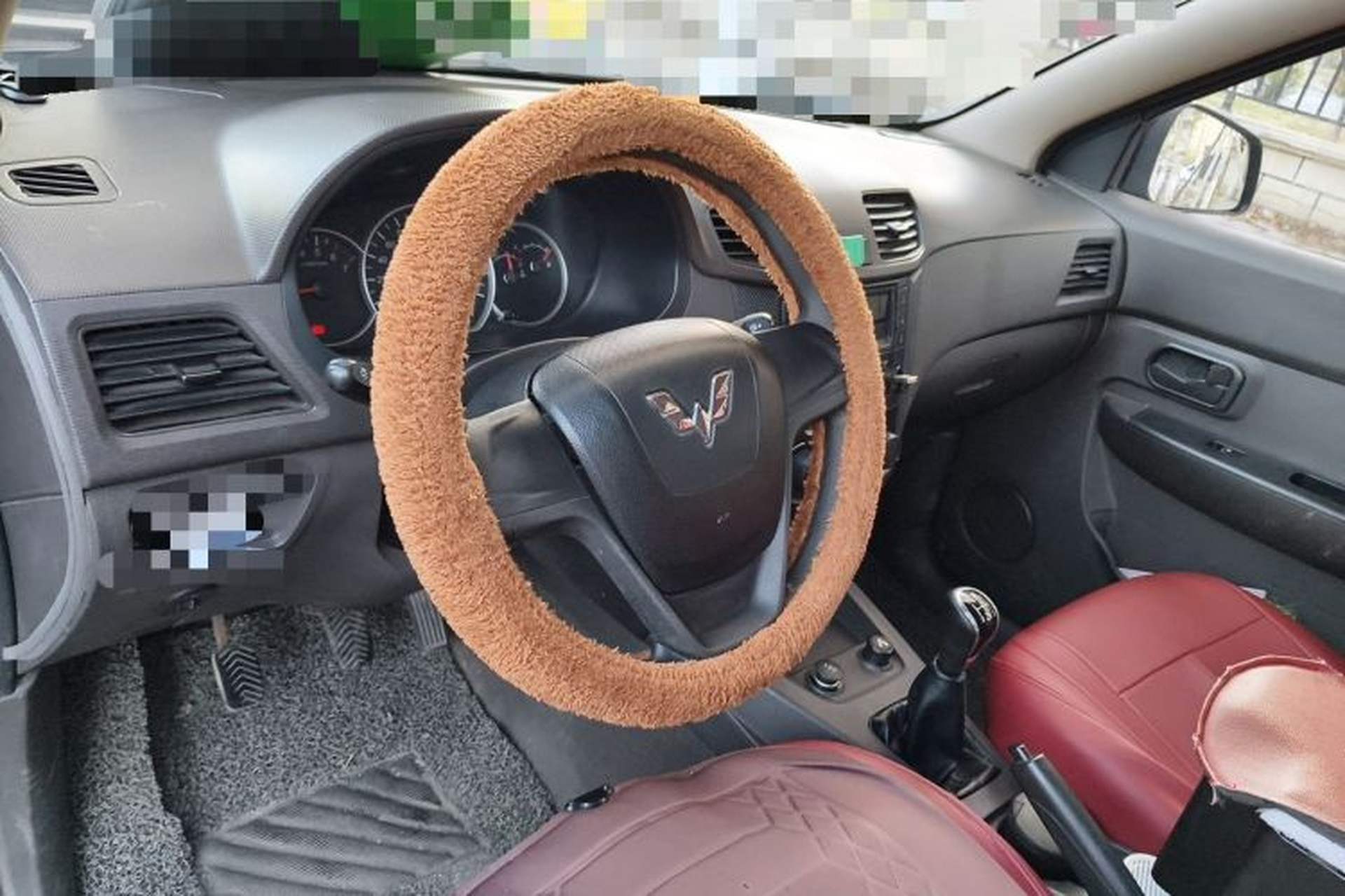 Used Wuling Hongguang 2015 1.2L S Base Model China IV Steering Wheel