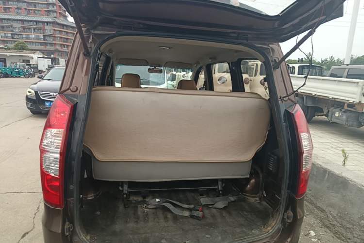 Used Wuling Hongguang 2015 1.2L S Base Model China IV Trunk