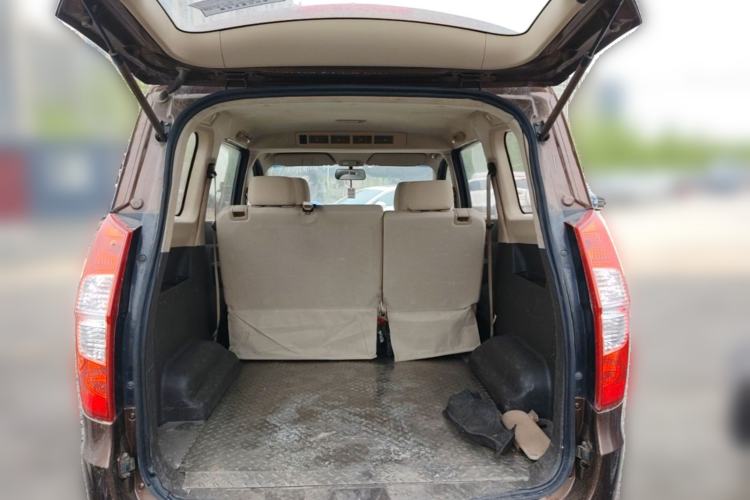 Used Wuling Hongguang 2015 1.5L S1 Standard China V-Emission Standards Trunk