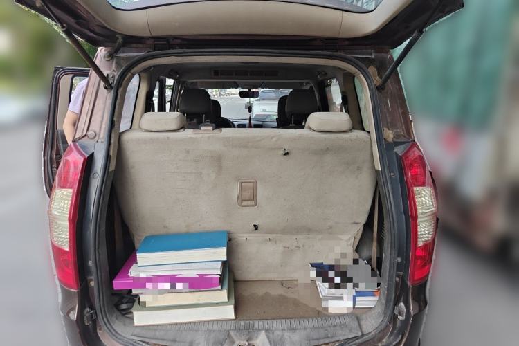 Used Wuling Hongguang 2015 1.5L S1 Standard China V-Emission Standards Trunk