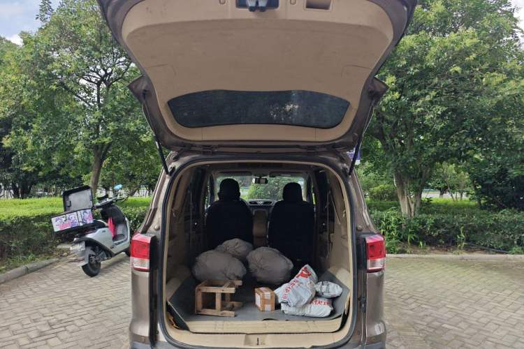 Used Wuling Hongguang 2015 1.5L S1 Comfort China V Standard Trunk