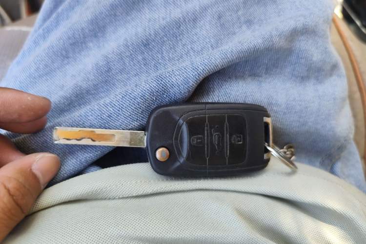 Used Wuling Hongguang 2015 1.5L S1 Comfort China V Standard Vehicle Key