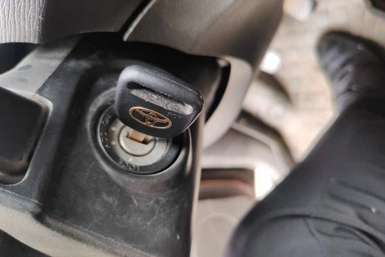 Used Wuling Hongguang 2015 1.5L S Base Model China IV Vehicle Key