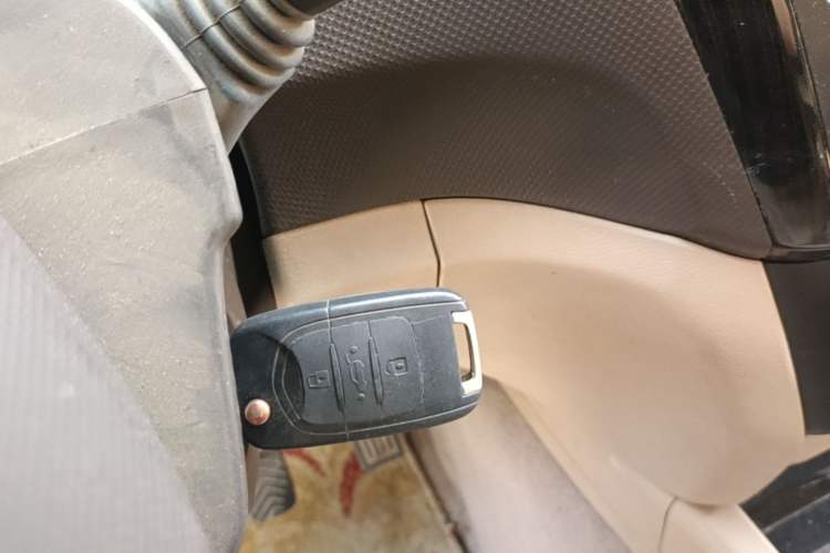 Used Wuling Hongguang 2015 1.5L S1 Comfort China V Standard Vehicle Key