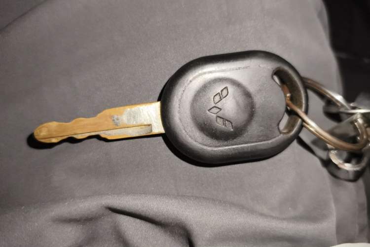 Used Wuling Hongguang 2015 1.5L S Basic Version China V Standard Vehicle Key