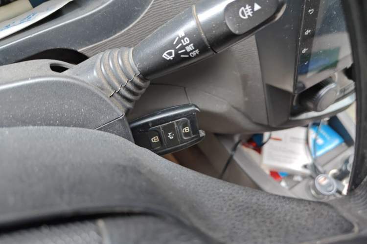 Used Wuling Hongguang 2015 1.5L S Basic Version China V Standard Vehicle Key