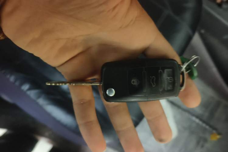 Used Wuling Hongguang 2015 1.5L S Base Model China IV Vehicle Key