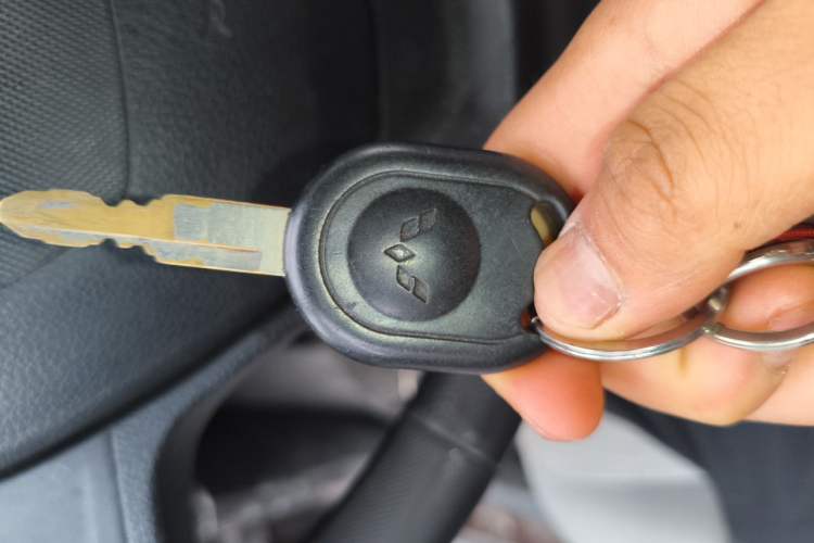 Used Wuling Hongguang 2015 1.5L S Basic Version China V Standard Vehicle Key