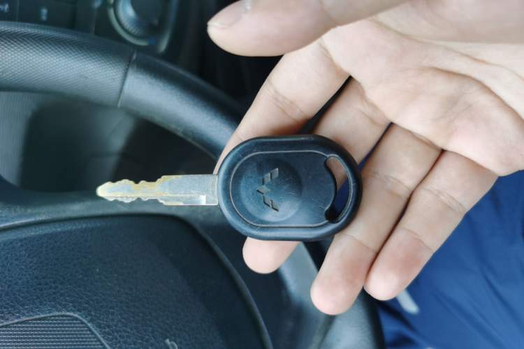 Used Wuling Hongguang 2015 1.5L S Basic Version China V Standard Vehicle Key