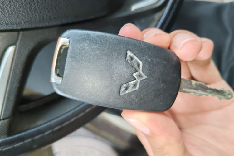 Used Wuling Hongguang 2015 1.5L S Basic Version China V Standard Vehicle Key