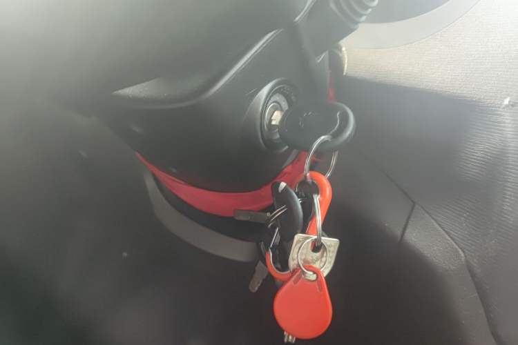 Used Wuling Hongguang 2015 1.5L S Basic Version China V Standard Vehicle Key