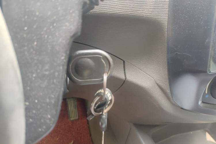 Used Wuling Hongguang 2015 1.2L S Base Model China V Standard Vehicle Key