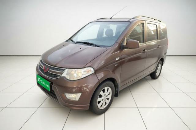 Wuling Hongguang 2015 1.5L S Basic Version China V Standard usado