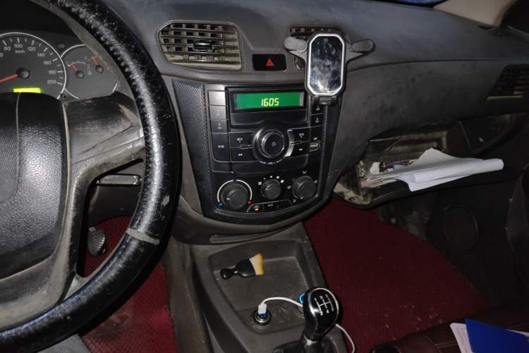 Used Wuling Hongguang 2015 1.2L S Base Model China IV Audio And AC Panel
