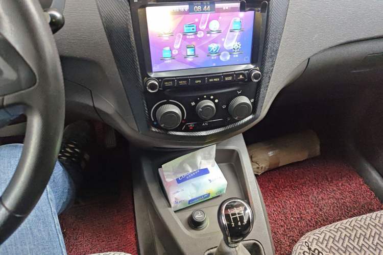 Used Wuling Hongguang 2015 1.5L S Base Model China IV Audio And AC Panel